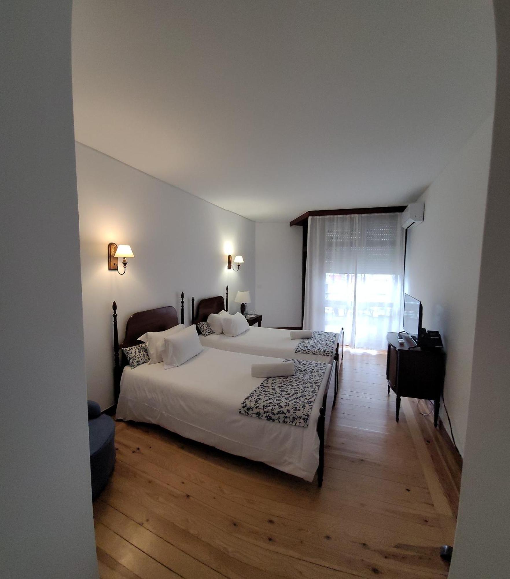 Boutique Inn & Restaurant - Casa Dos Suecos 菲盖拉-达福什 外观 照片